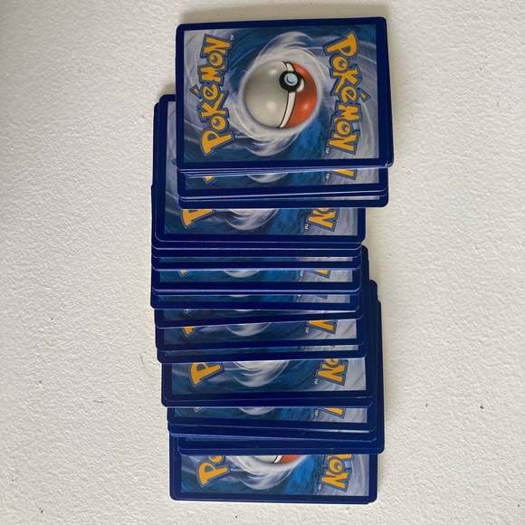 💕6 listings/$12💕 50 Pokémon Cards - Various energy cards - Picture 2 of 2
